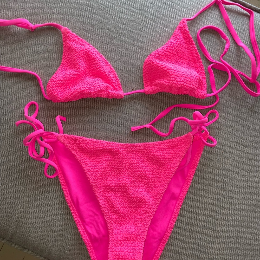 Adorable triangl inspired bikini!